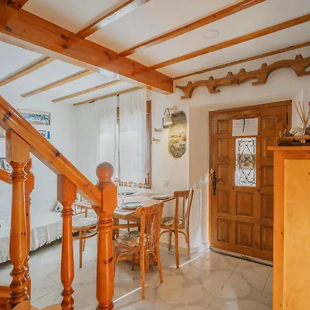 La Casa De Sara *